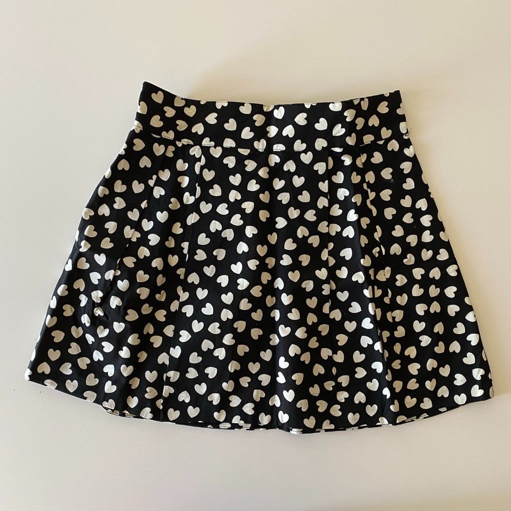 *Clearance* NWT H&M Black & White Heart Skirt Size 8